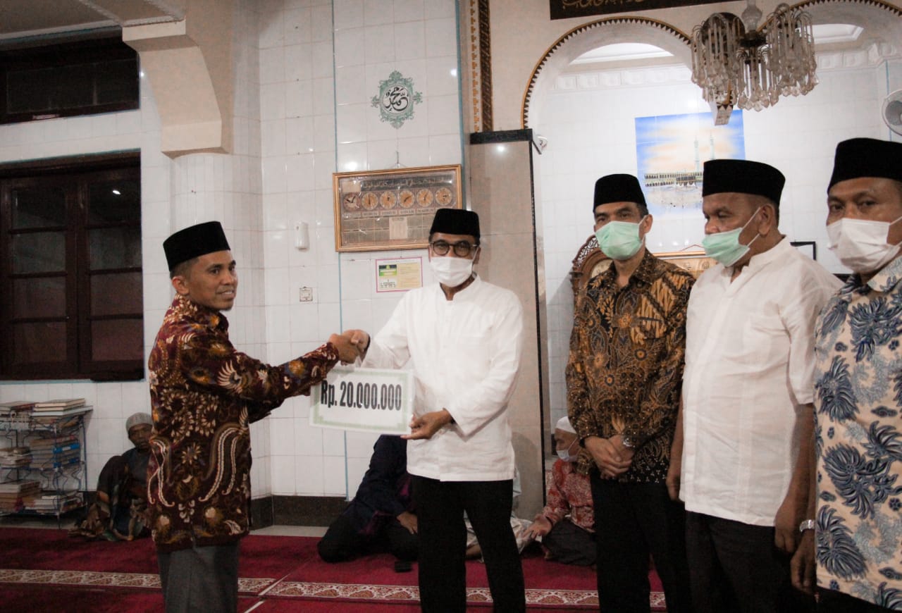 Tim Safari Ramadhan Pemerintah Propinsi Sumbar Sambangi Kabupaten Solok